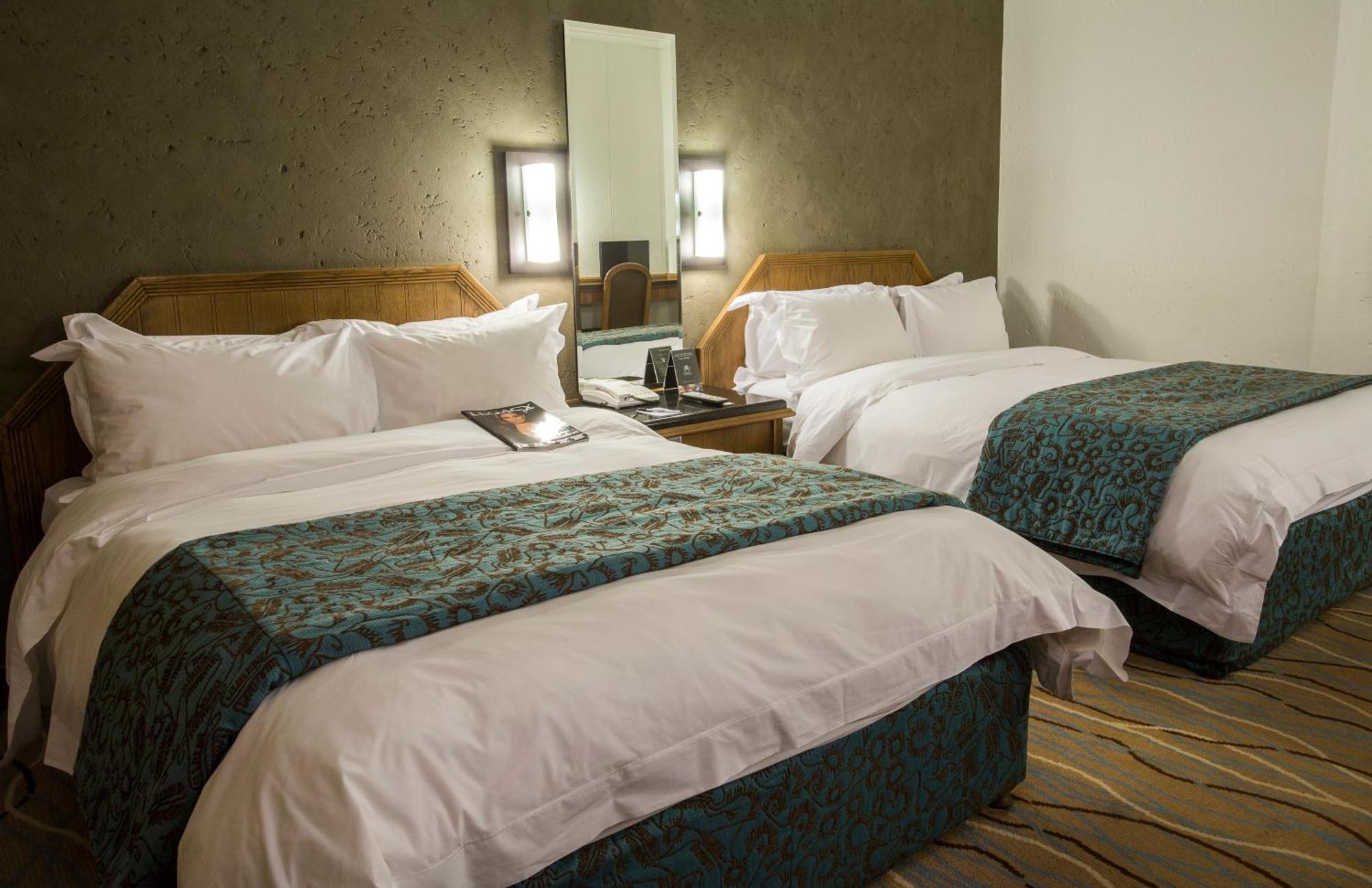The Centurion Hotel Eksteriør billede