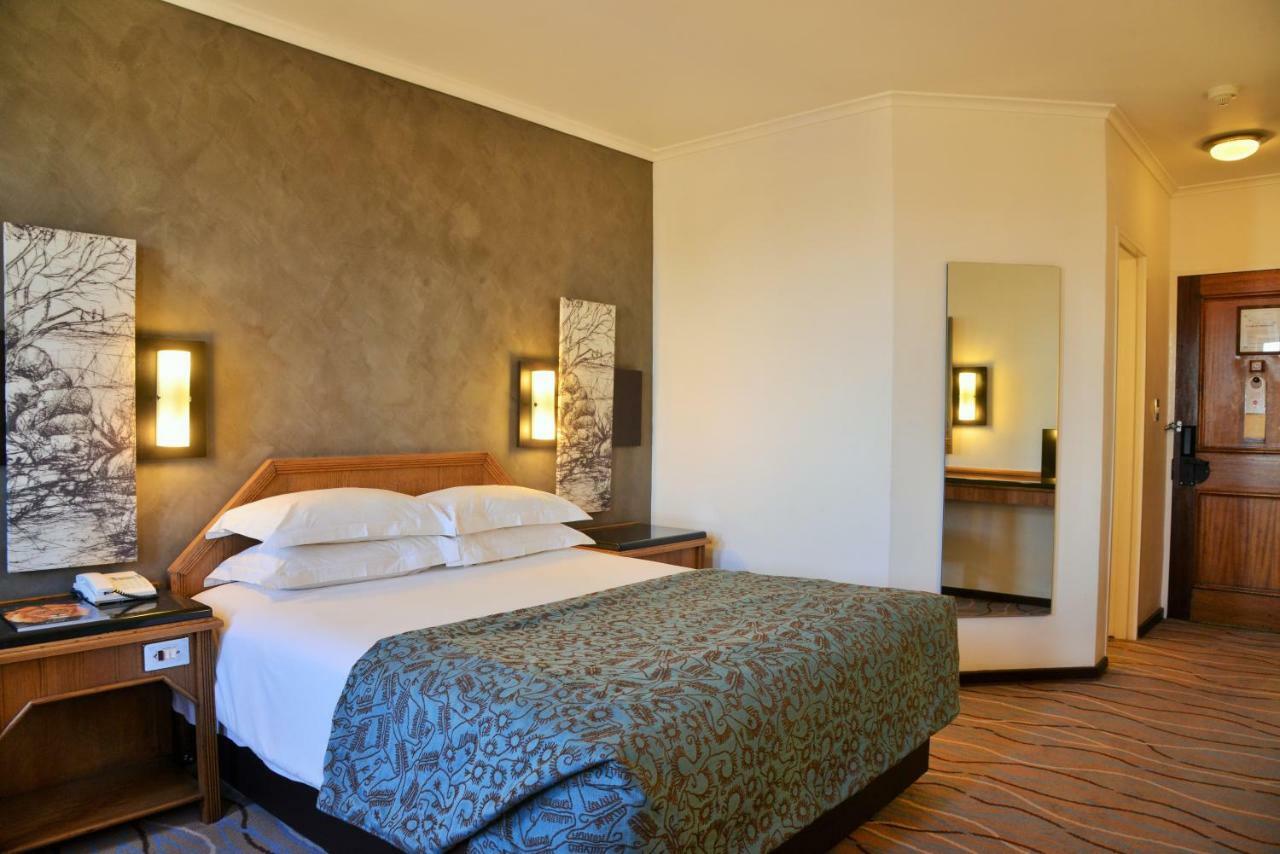 The Centurion Hotel Eksteriør billede