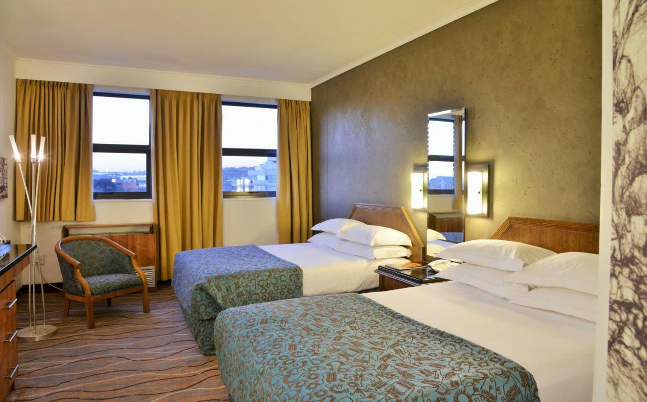 The Centurion Hotel Eksteriør billede