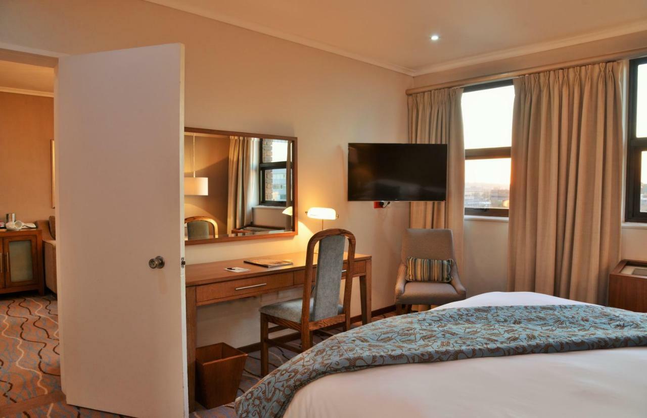 The Centurion Hotel Eksteriør billede